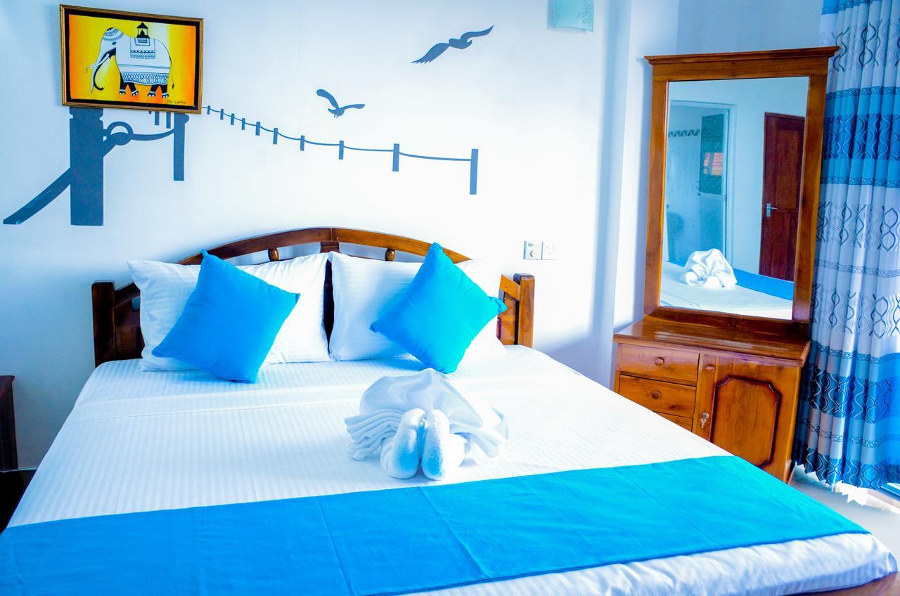 Yoho Beach Glory Hotel 니곰보 외부 사진