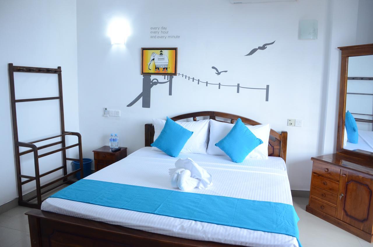 Yoho Beach Glory Hotel 니곰보 외부 사진